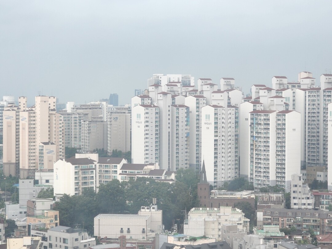 정부 "다주택 양도세 중과유예, 5월...